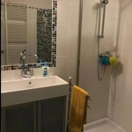 Villa Indipendente Con Giardino 度假居